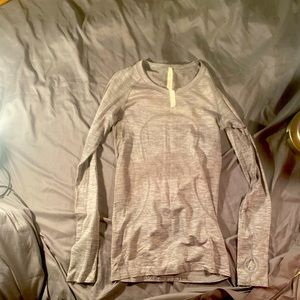 Lululemon Gray Top